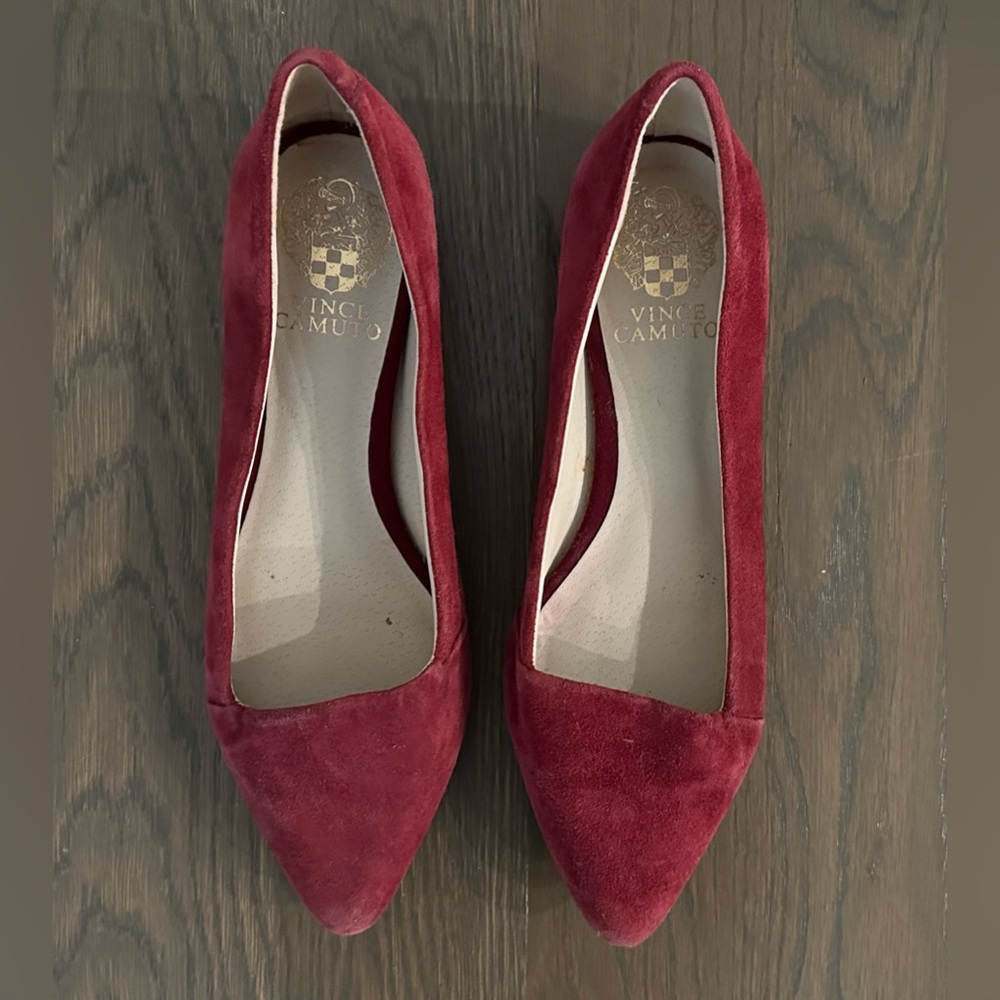 Vince Camuto Pointed Toe Maroon Red Suede Allera Flats Slip On Shoes Size 7